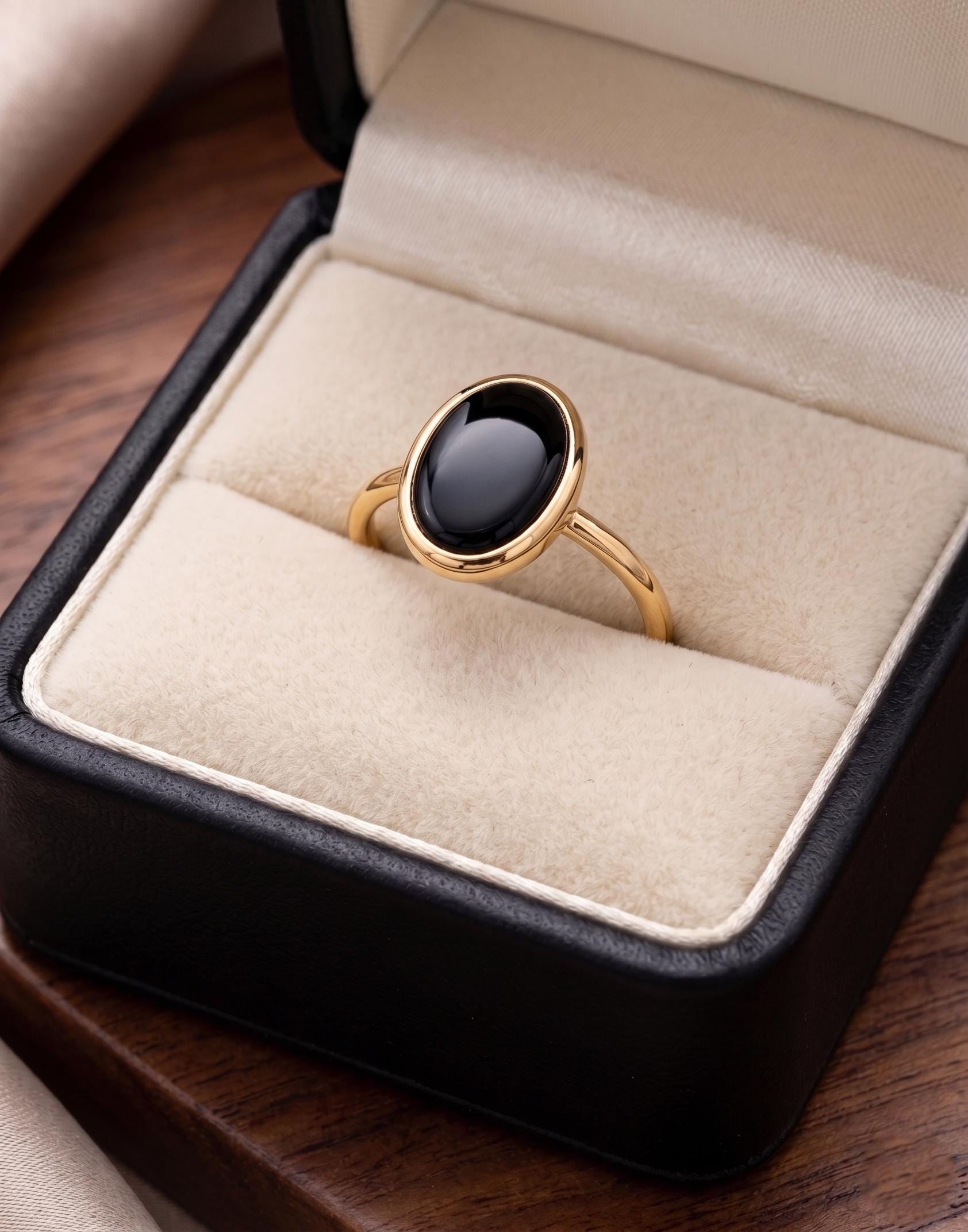 Black Onyx Ring Oval Cabochon Gold Bezel Setting, Lab Black Onyx Minimalist Statement Ring, Dark Academia Gothic Ring Silver or Gold